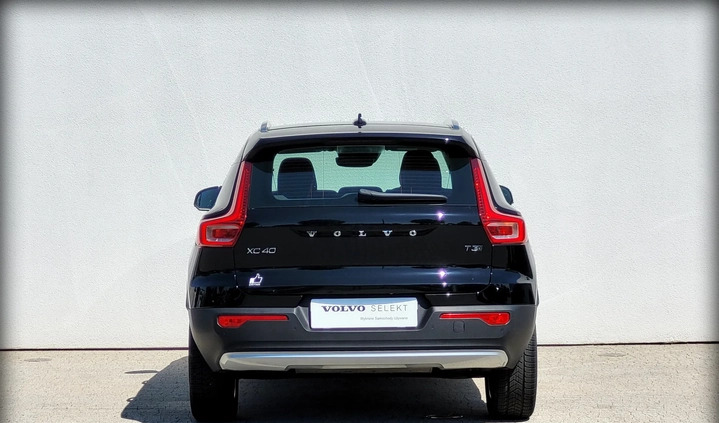 Volvo XC 40 cena 132555 przebieg: 55450, rok produkcji 2021 z Hajnówka małe 172